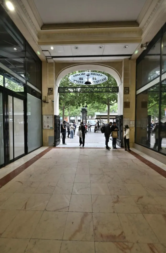 Apartment Stylish Studio - Champs-Elysees - Perfect Paris Stay